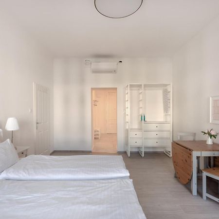 Studio Apartment Near University Wien Eksteriør billede