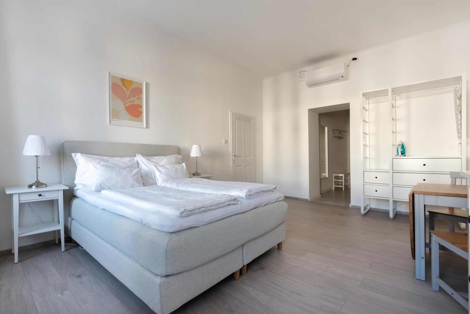 Studio Apartment Near University Wien Eksteriør billede
